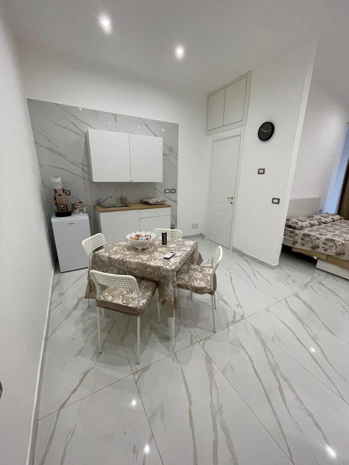 Briganti House * Napoli